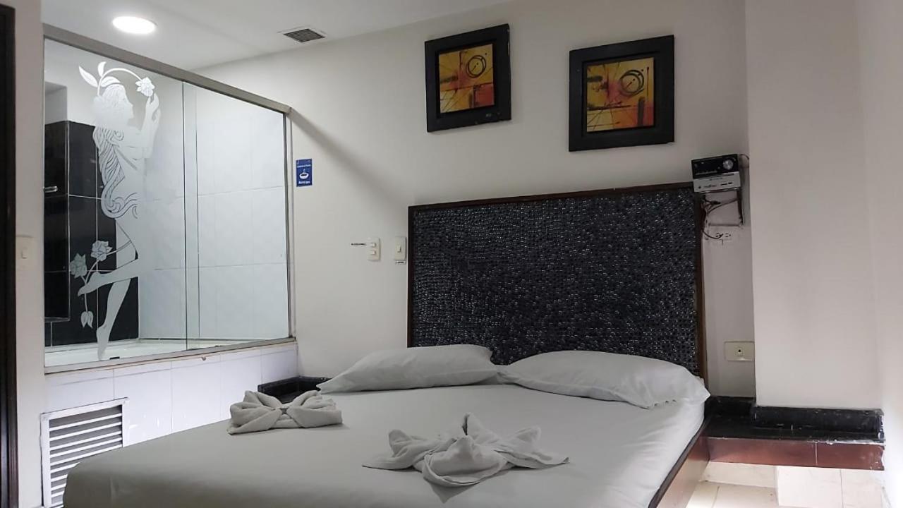 Hotel Marat Suite 麦德林 外观 照片